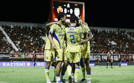 PERSIB BANDUNG SELANGKAH LAGI MENUJU GELAR JUARA USAI TAKLUKKAN PSM MAKASSAR