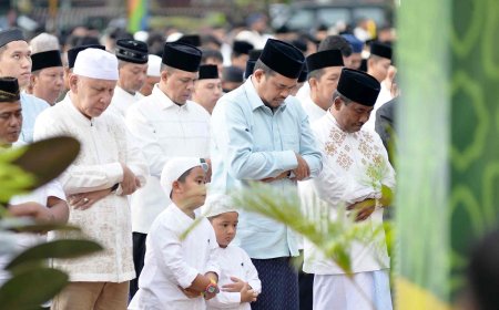 GUBERNUR BOBBY NASUTION SALAT IDULADHA BERSAMA RIBUAN WARGA BINJAI, PEMPROV SUMUT SALURKAN 167 HEWAN KURBAN