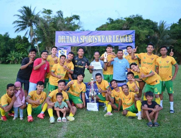 Bertabur Pengalaman Liga 4, DS FC Rengkuh Gelar Juara Diutara Sportswear League di Marindal