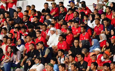 Disaksikan Jokowi, Timnas Indonesia Taklukan Vietnam 2-1