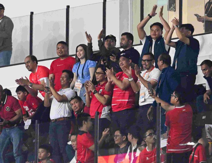 Indra Sjafri Apresiasi Dukungan Suporter dan Kehadiran Bobby Nasution saat Timnas U-19 Taklukkan Vietnam