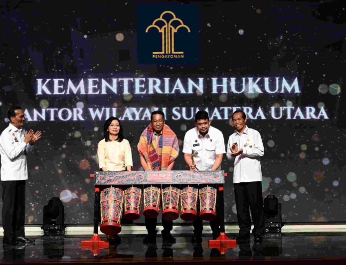 Bobby Nasution Bersama Mehum Resmikan 6.110 Posbankum