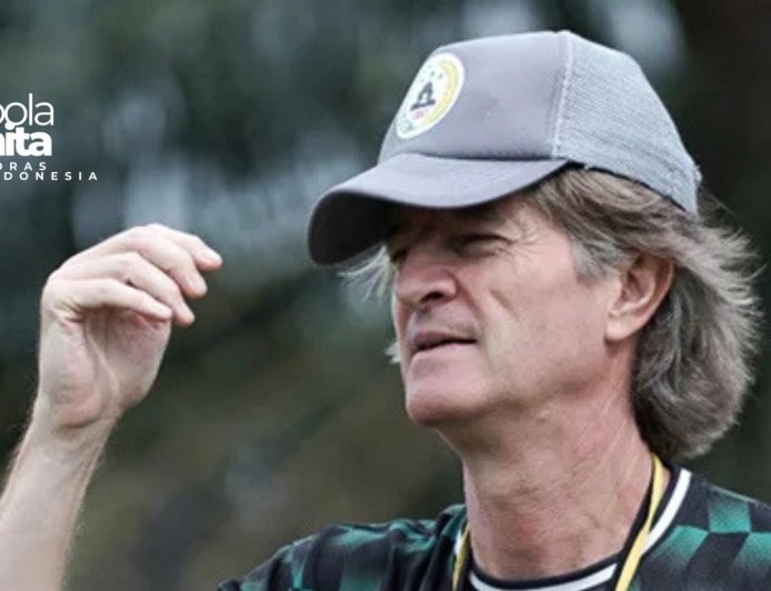 Pieter Huistra Kembali Jadi Pelatih PSS Sleman di Super League 2026/27