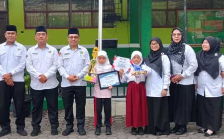 Dua Siswi MIN 1 Kota Medan Borong Medali Emas, Bersinar Di Bidang Renang Dan Tahfiz