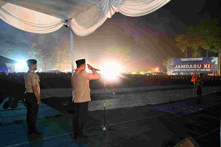 Bobby Nasution Bermalam Bersama Ribuan Pramuka, Api Unggun Kobarkan Semangat Jamdasu XI