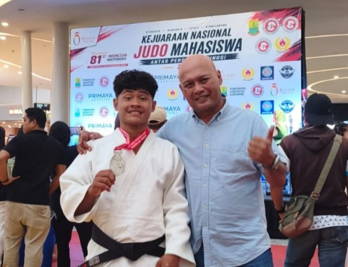 Mahasiswa Unimed Dafa Maulana Putra Raih Medali Perak Kejurnas Judo Mahasiswa 2026