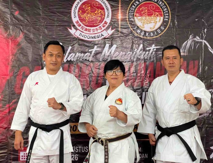 Ketua KONI Medan Aswindy Fachrizal Terima DAN Kehormatan dari Shokaido Sumut