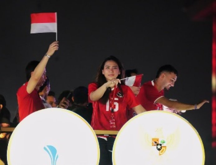Yolla Yuliana Ikut Karnaval HUT Ke-81 RI, Seru Pertama Kali Parade Di Tengah Warga