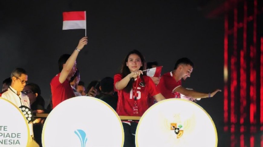 Yolla Yuliana Ikut Karnaval HUT Ke-81 RI, Seru Pertama Kali Parade Di Tengah Warga