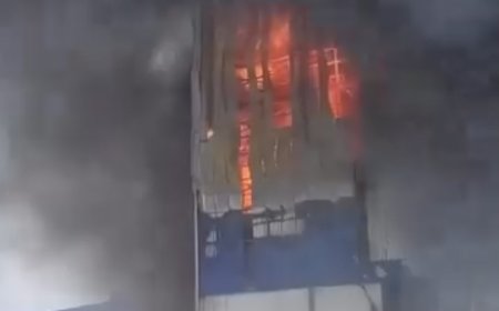 Kebakaran Melanda Pabrik PT Evyap Sabun Indonesia di KEK Sei Mangkei