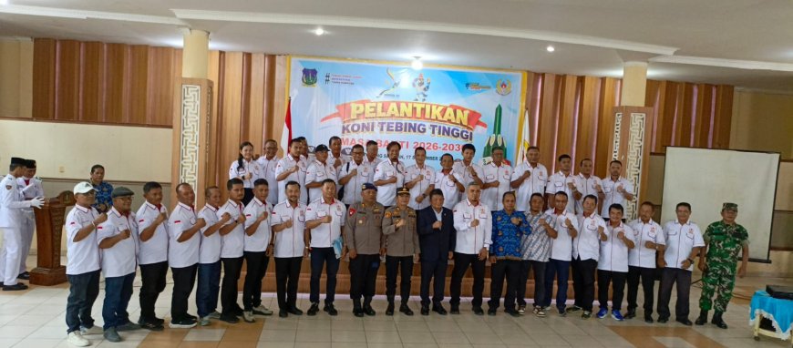 Hatunggal Siregar Lantik Pengurus KONI Tebing Tinggi