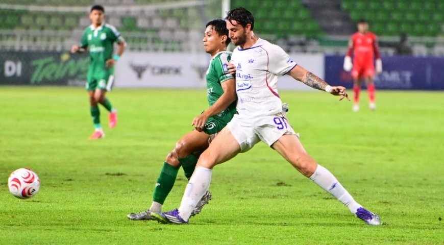 PSMS Medan Tumbangkan PSIS 2-1 di Stadion Utama